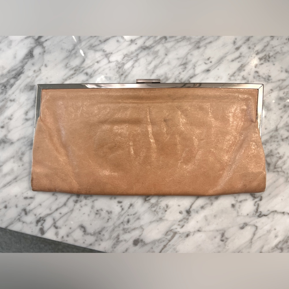 Hobo clutch